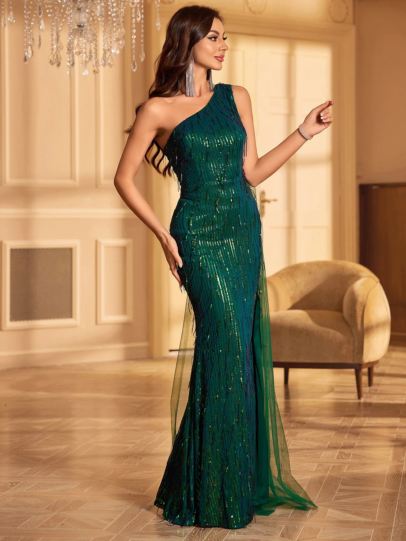 Unithorse One-Shoulder Long Sleeve High Slit Sequin Decorated Mesh Evening Dress