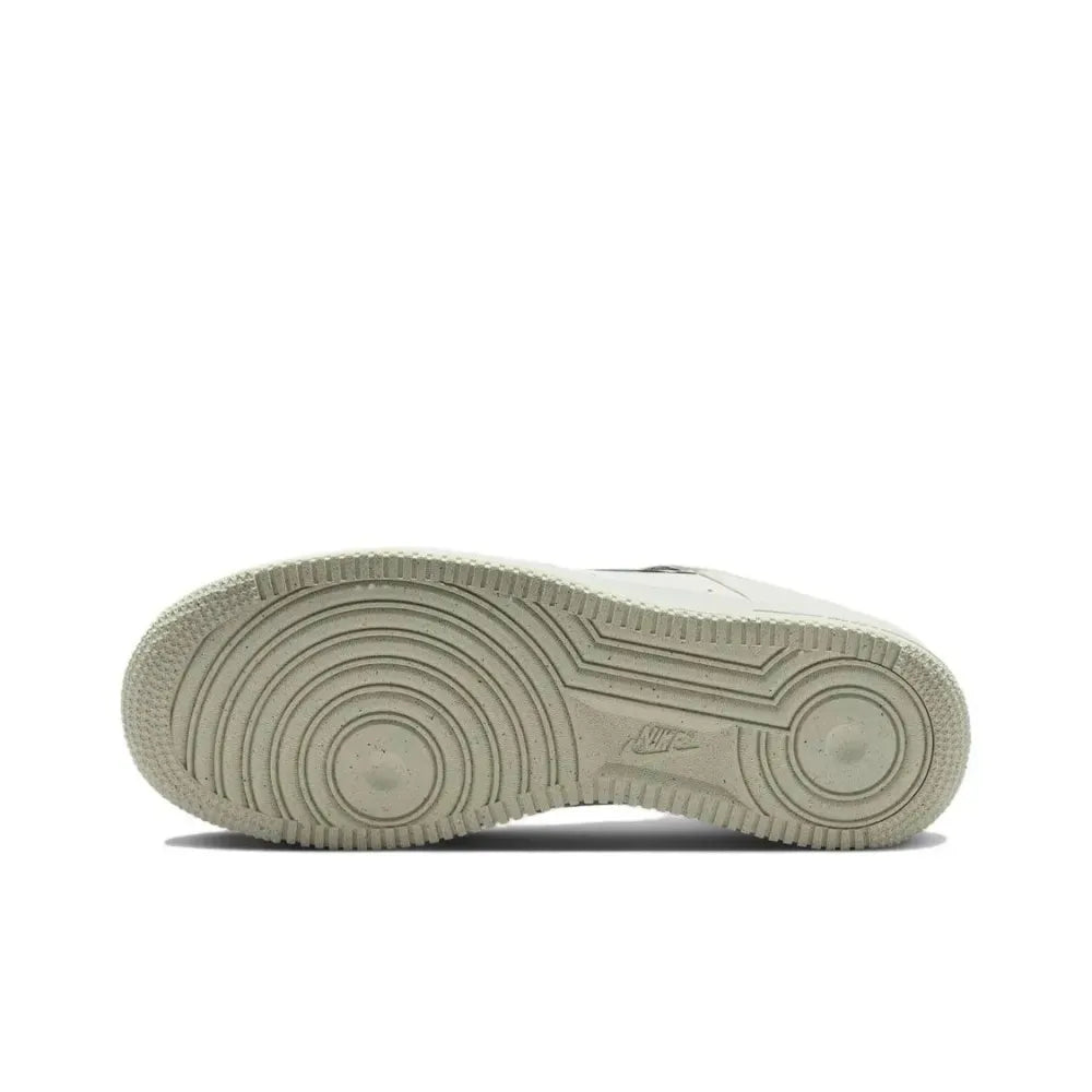 Nike Air Force 1 Low-Top Unisex Sneakers - Classic Air Cushion Comfort Casual Fashion Footwear FN8540-100
