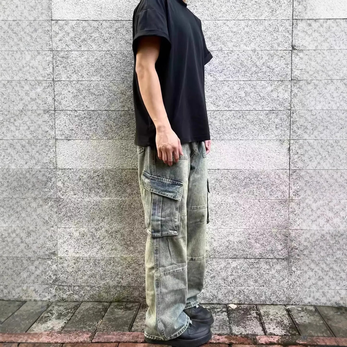 Retro American Wide Leg Workwear Jeans Multi Pocket Loose Fit Straight Leg Jeans for Men And Women Autumn Winter New Arrival