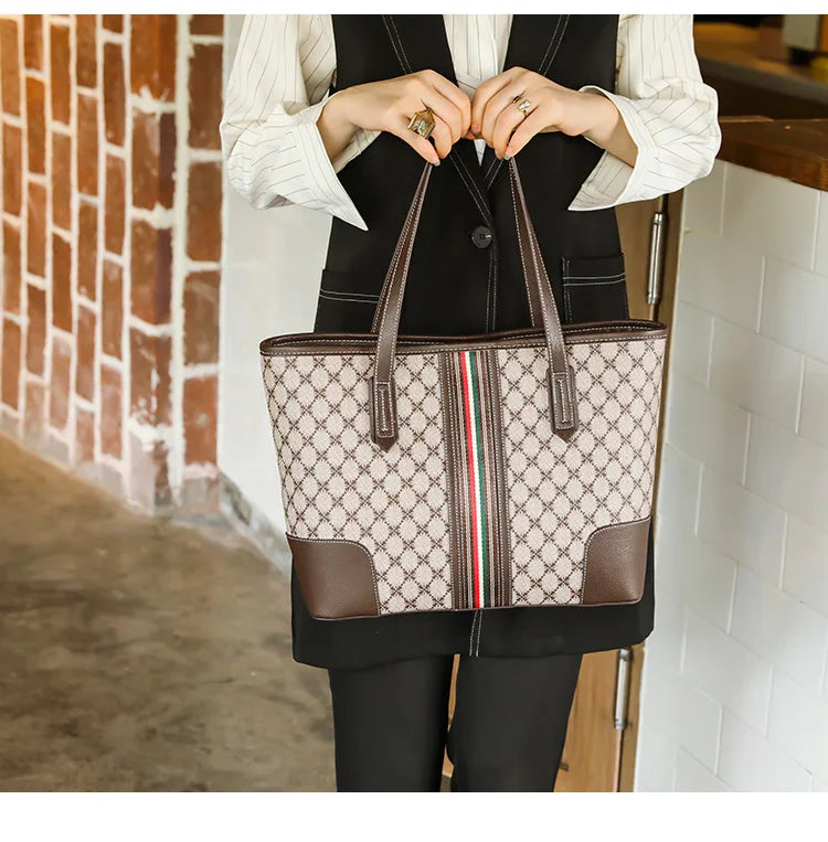 New Fashion Women's Tote Bag Trend Brand Retro Printed Shoulder Bag Large Capacity Elegant Commuter Bag Designer Luxury Handbag