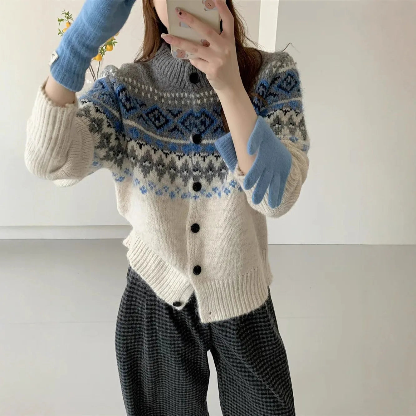 Luxury Women's Knitted Long Sleeve Sweater Shoulder Insert Cardigan Buttoned Thickened Autumn Winter 2025 New Arrival Korean...