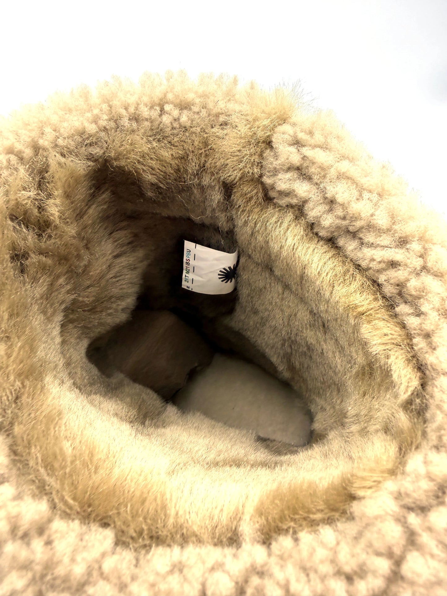 Women’s Genuine Sheepskin Winter Boots Fur Lined Warm Snow Boots Soft Shearling Ankle Boots Lightweight EVA Sole