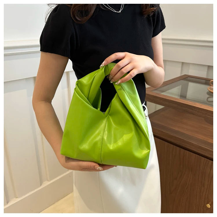 Elegant Folded Cloud Women's Handbag Trendy Minimalist PU Leather Tote Bag Soft Surface Magnetic Buckle Closure Casual Use