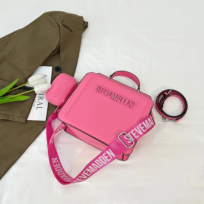 Trendy Commuter Women's Shoulder Bag Fashionable Letter Print Simple Urban Style PU Material Medium Size Zipper Opening Cross...