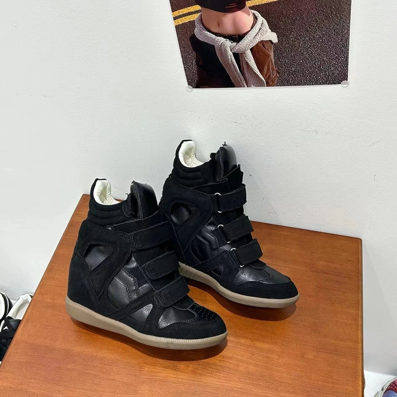 High Top Women's Sneakers New 2026 Autumn Winter Ankle Boots Thick Bottom Leather Casual Shoes Wedge Heels Hook&Loop Sport Shoes