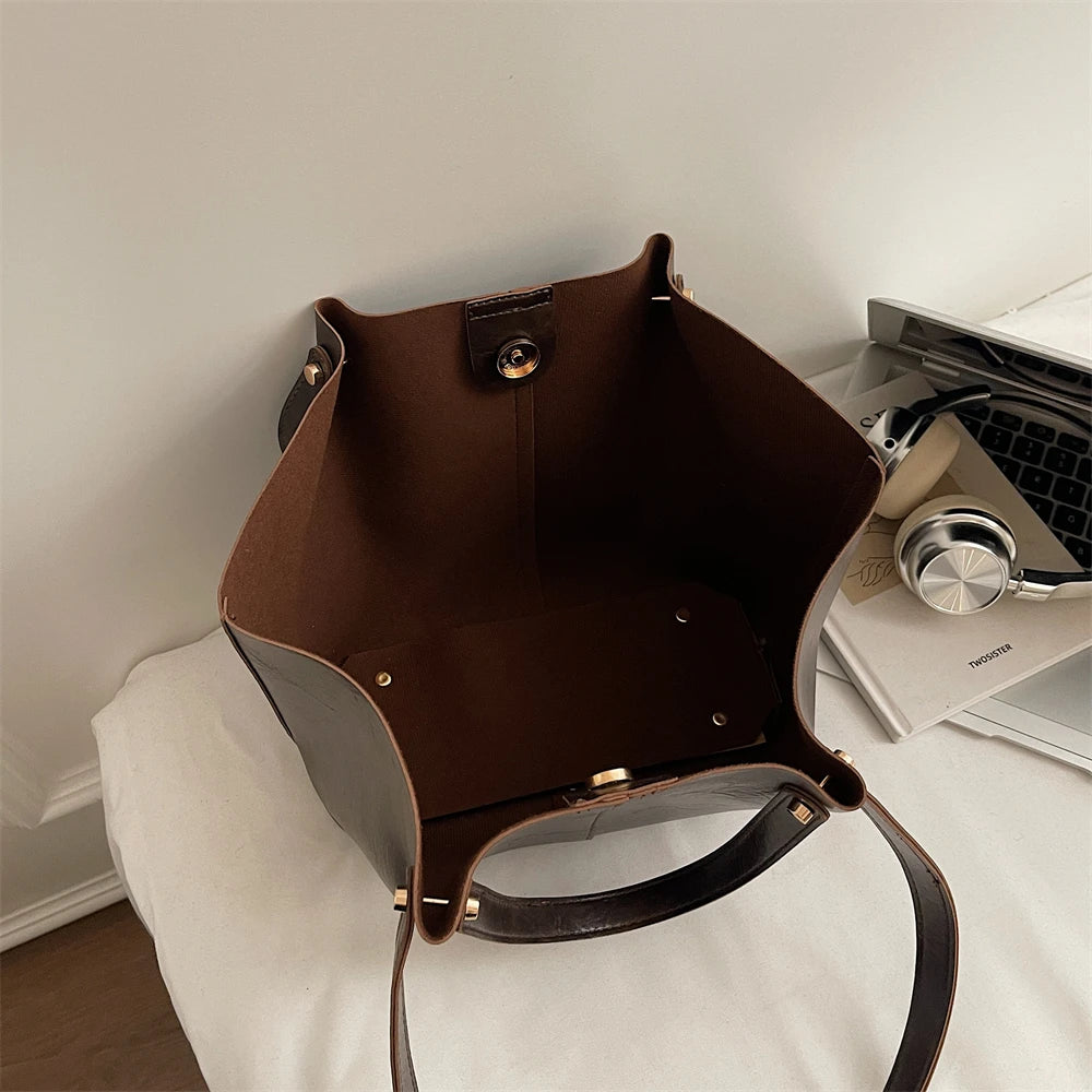 Transformable Shoulder Tote Bags For Women 2025 Latest Luxury Designer Handbags Soft PU Leather Large Capacity Shopper Tote Bag