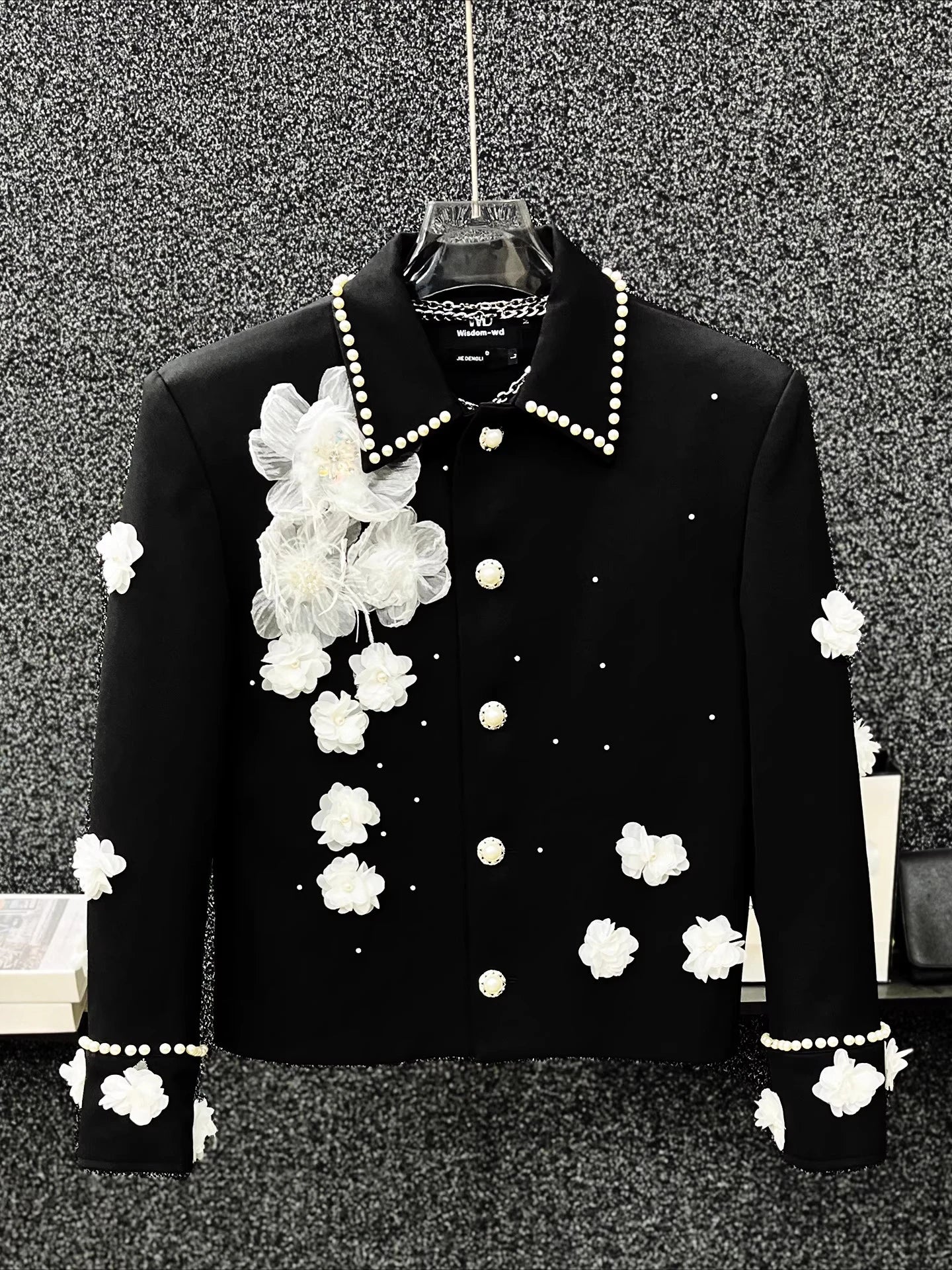 High-End Pearl Stylish Unique Jackets Men 2025 Autumn New Short Style Coats Handsome Personality Contrast Color Flower Chic Tops
