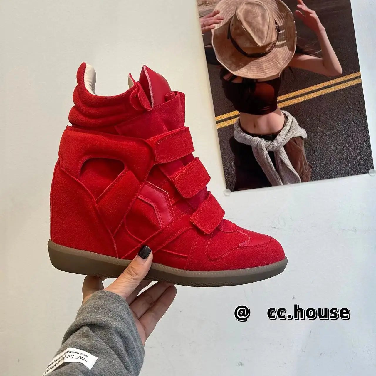 High Top Women's Sneakers New 2026 Autumn Winter Ankle Boots Thick Bottom Leather Casual Shoes Wedge Heels Hook&Loop Sport Shoes
