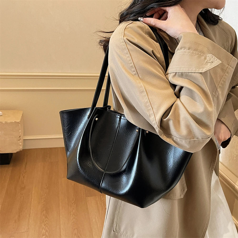 Transformable Shoulder Tote Bags For Women 2025 Latest Luxury Designer Handbags Soft PU Leather Large Capacity Shopper Tote Bag