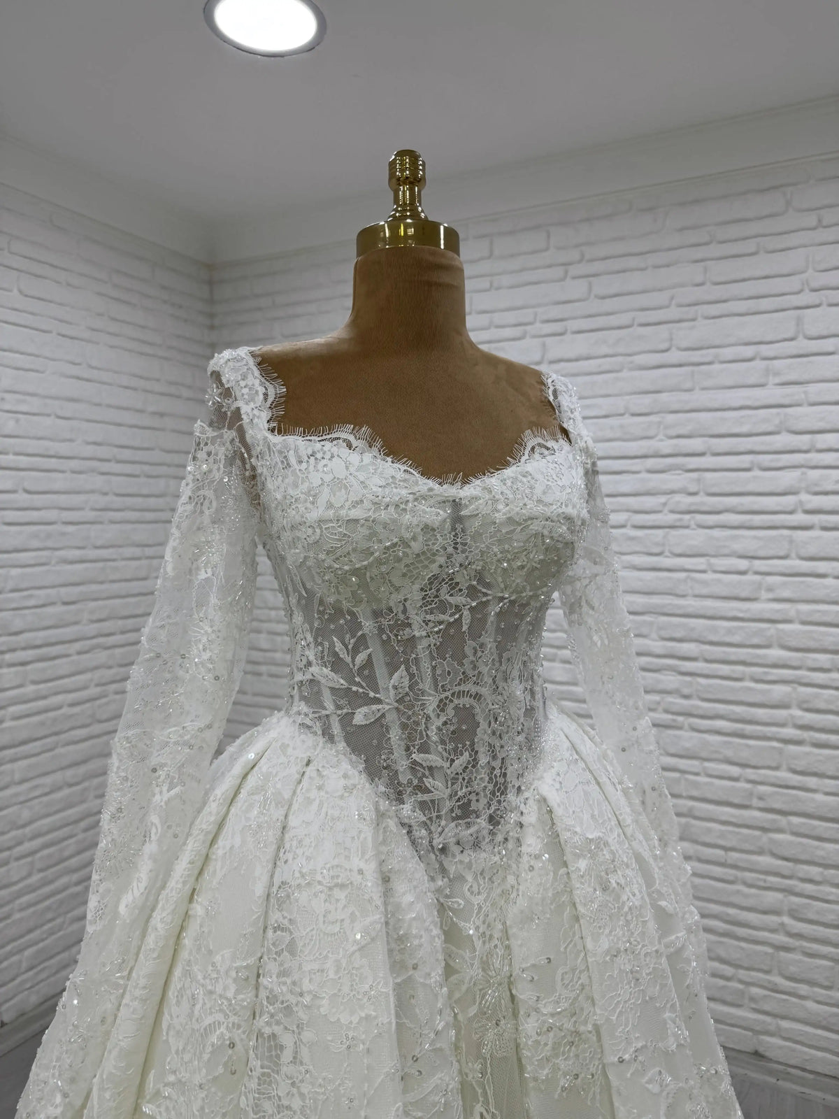 Luxury Satin Wedding Dress With Detachable Long Sleeves Princess Ball Gown Bridal Dress Lace Appliques Vestido De Novia