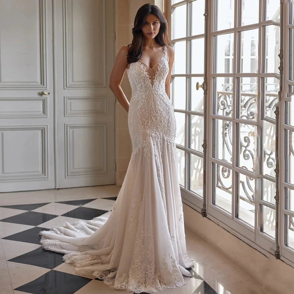 Customized Woman Bridal Dresses for Wedding Sexy V Neck Spaghetti Strapls Beading Lace Applique Mermaid Wedding Gown