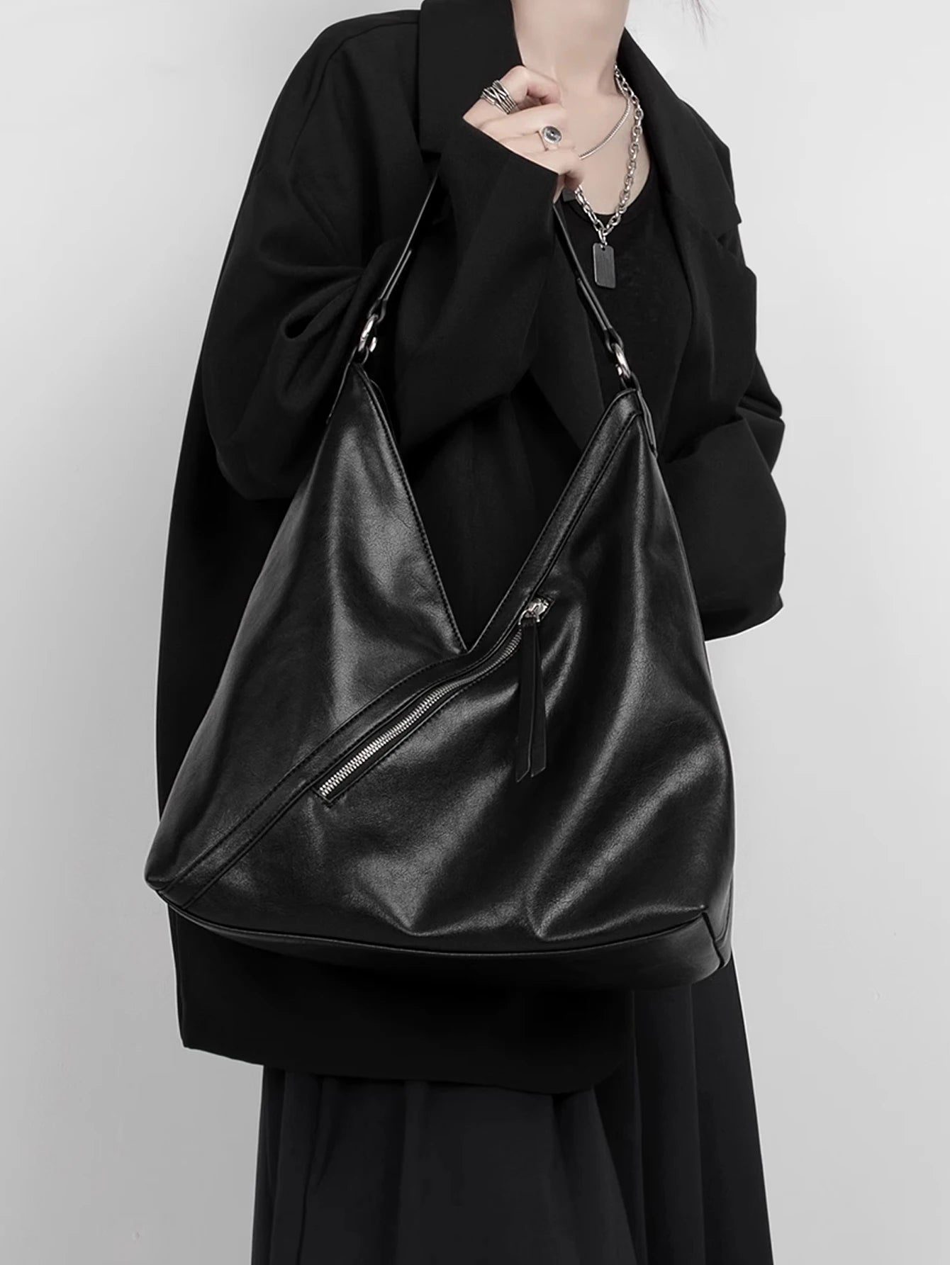Classic Women's Large Black Shoulder Bag Fashionable High Quality Crossbody Bag Casual Soft Leather Handbag Lazy Retro Tote Bag