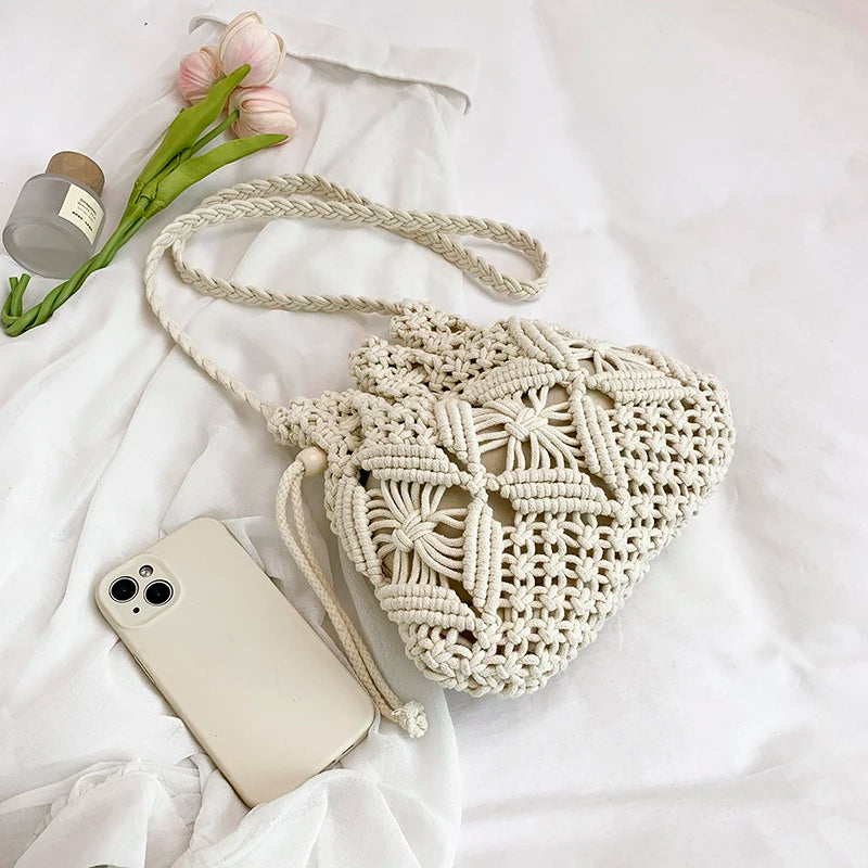 LEFTSIDE Weave Small Shoulder Bags for Women 2025 New Summer Knit Crossbody Bag Females Weave Raffia Beach Bags Handbags