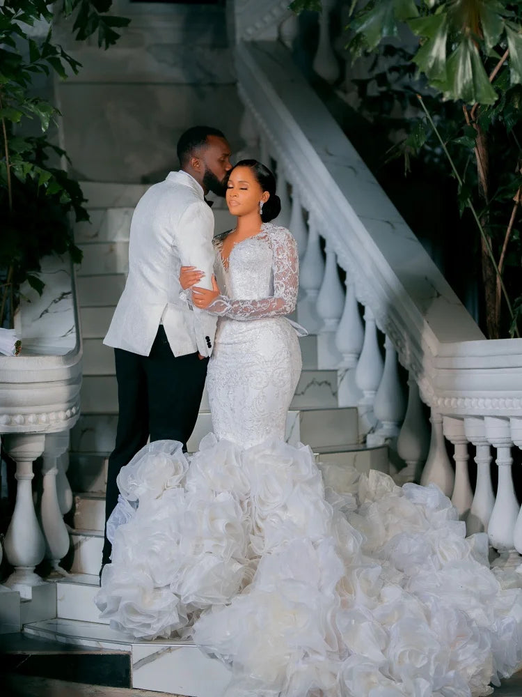 Luxury White Phantom Long Sleeve Mermaid Wedding Dress Lace Water Diamond 3D Rose Ruffle Ball Dress African Bridal Dress Custom