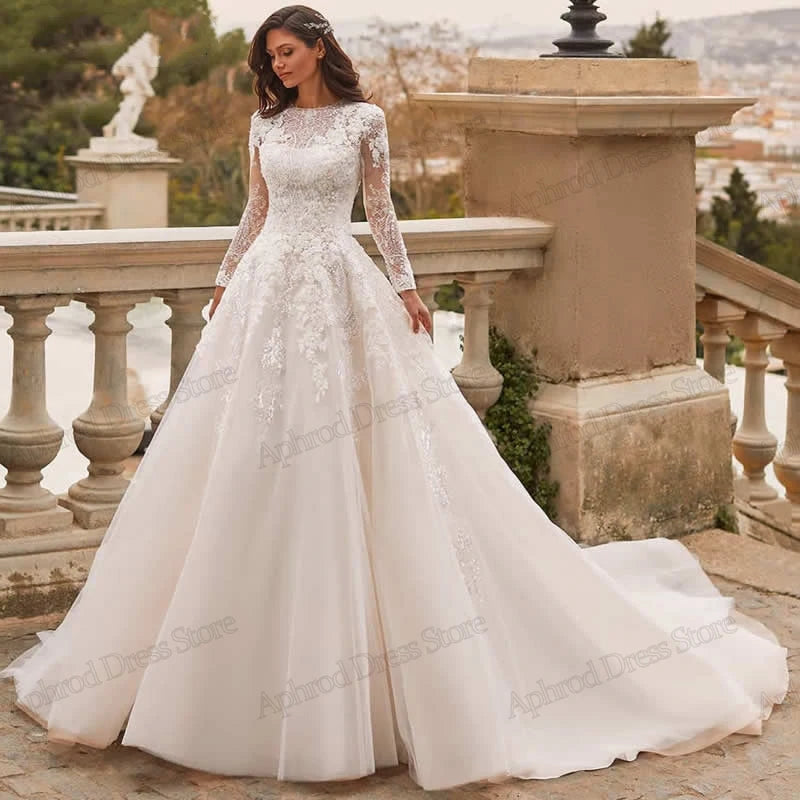 Modest Wedding Dresses Full Sleeves O-Neck Bridal Gowns Lace Appliques Floor Length Robes Glamorous Vestidos De Novia Customized