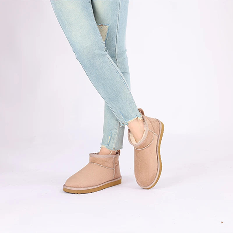 Comwarm Winter Fuzzy Snow Boots Women Fashion Brand Plush Short Ankle Boots Indoor Cotton Women Shoes Fur Home Women Mini Boots