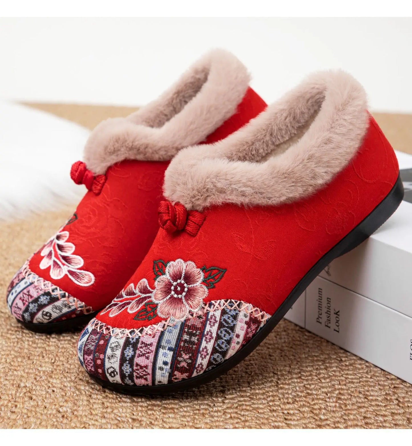 Fashion Women's Shoes Zapatillas De Mujer Cotton Shoes Woman Botines Embroidered Snow Boots Women Botas Winter Warm Short Boots
