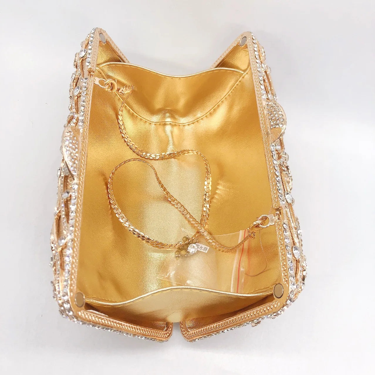 Hollow Out Women Evening Bag Gold Crystal Banquet Handbag Luxury Diamond Clutch Purse Wedding Bride Bags Elegant Dinner Bag