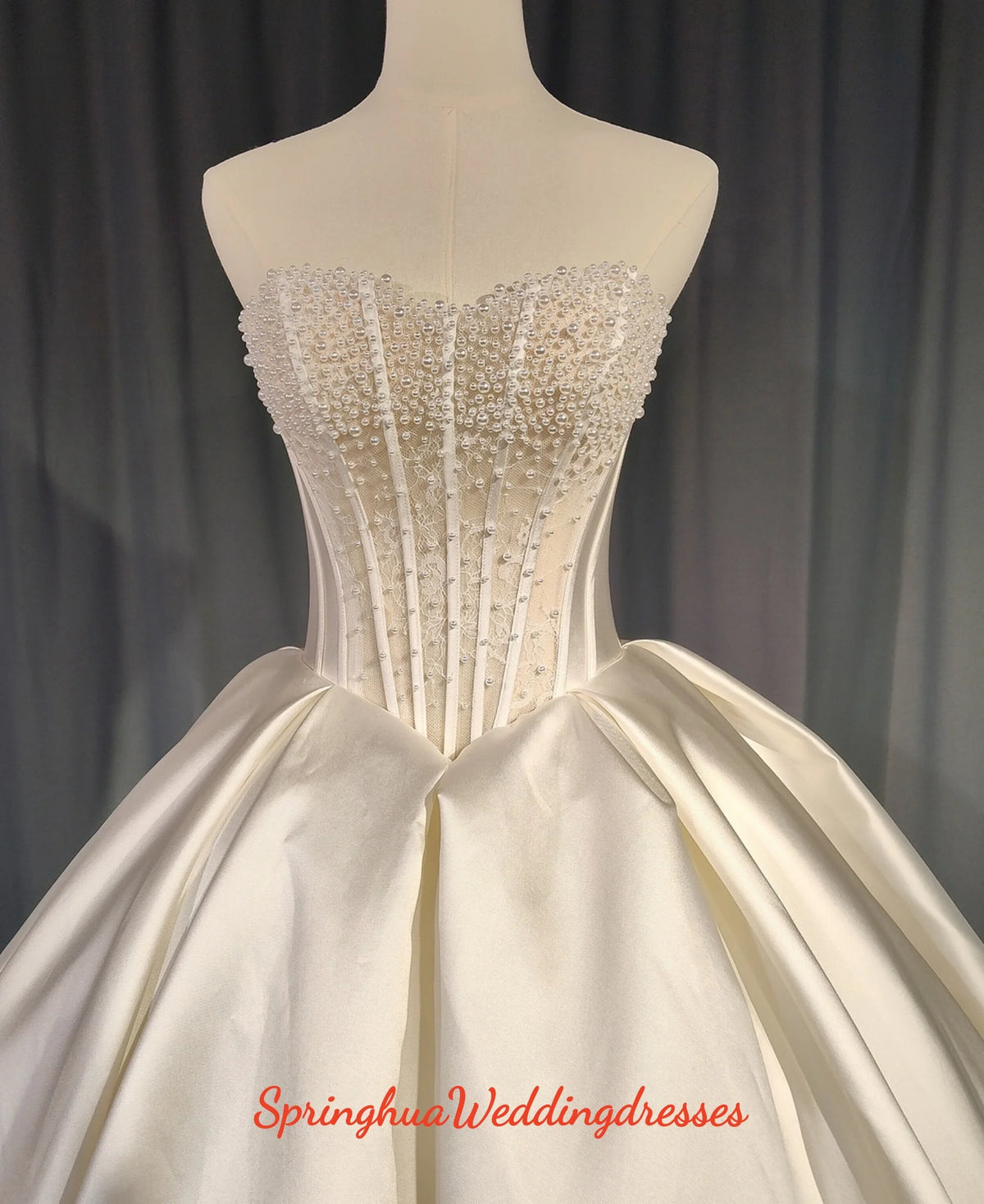 Customized Luxury elegant wedding dress strapless sleeveless beaded A-LINE robe de mariee wedding dress Vestido De Novia