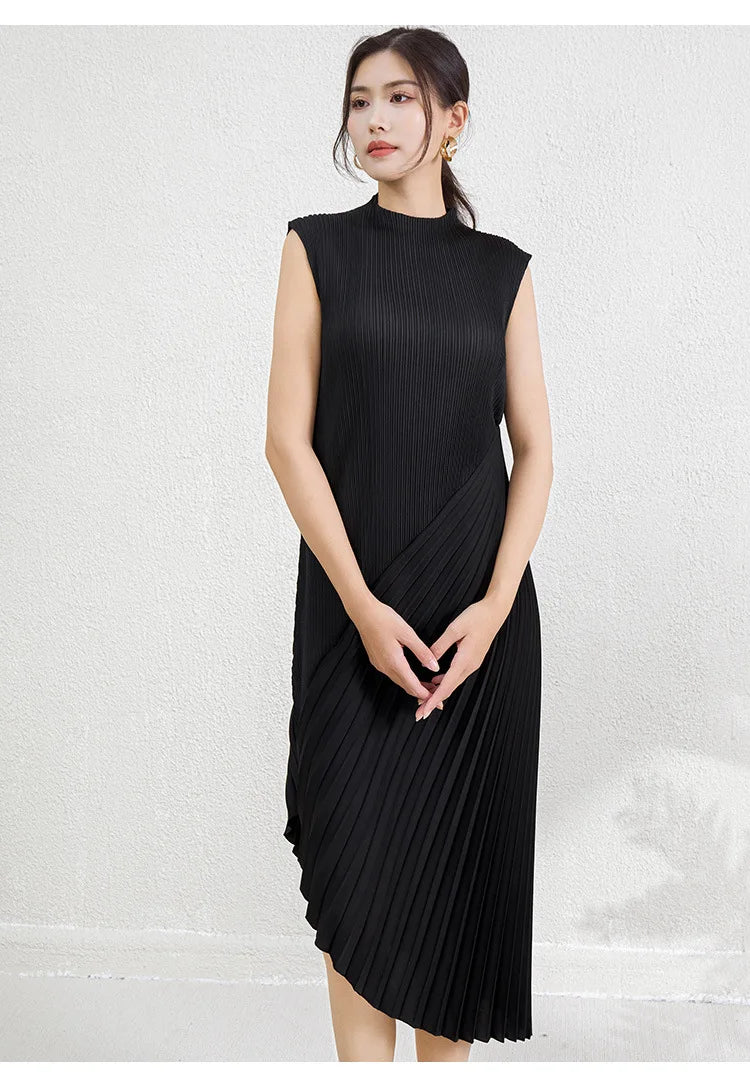High-end women's summer dresses, sophisticated and stylish new styles, solid color, irregular patchwork, elegant evening gowns.