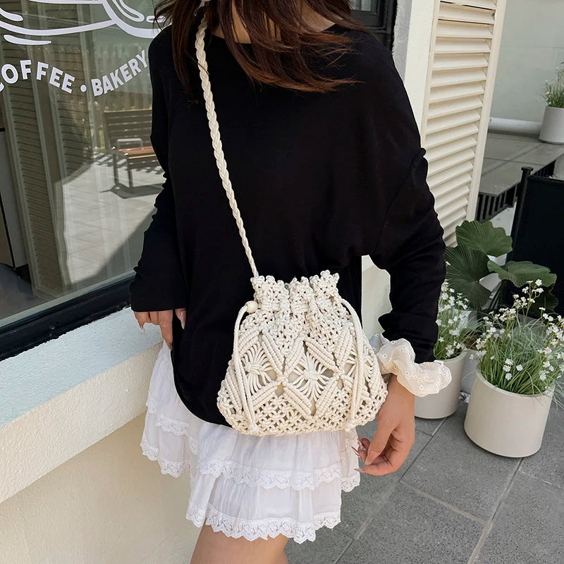 LEFTSIDE Weave Small Shoulder Bags for Women 2025 New Summer Knit Crossbody Bag Females Weave Raffia Beach Bags Handbags