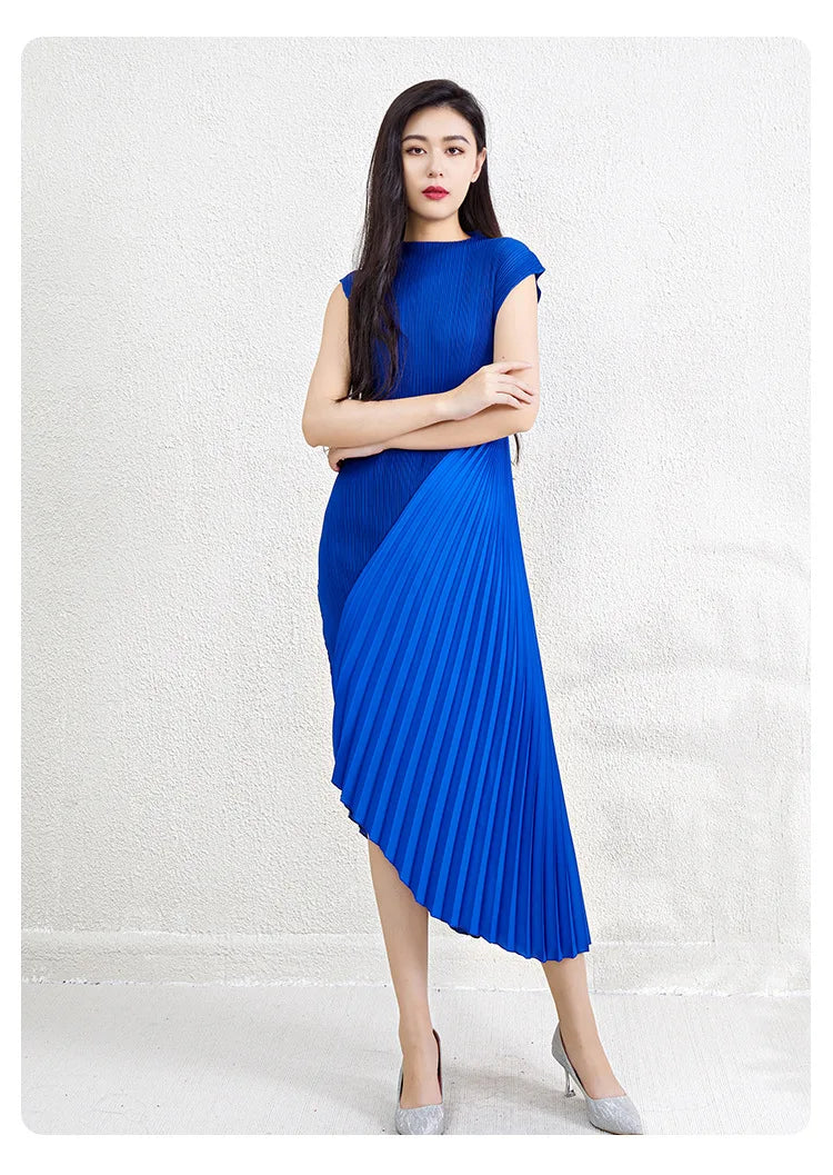 High-end women's summer dresses, sophisticated and stylish new styles, solid color, irregular patchwork, elegant evening gowns.