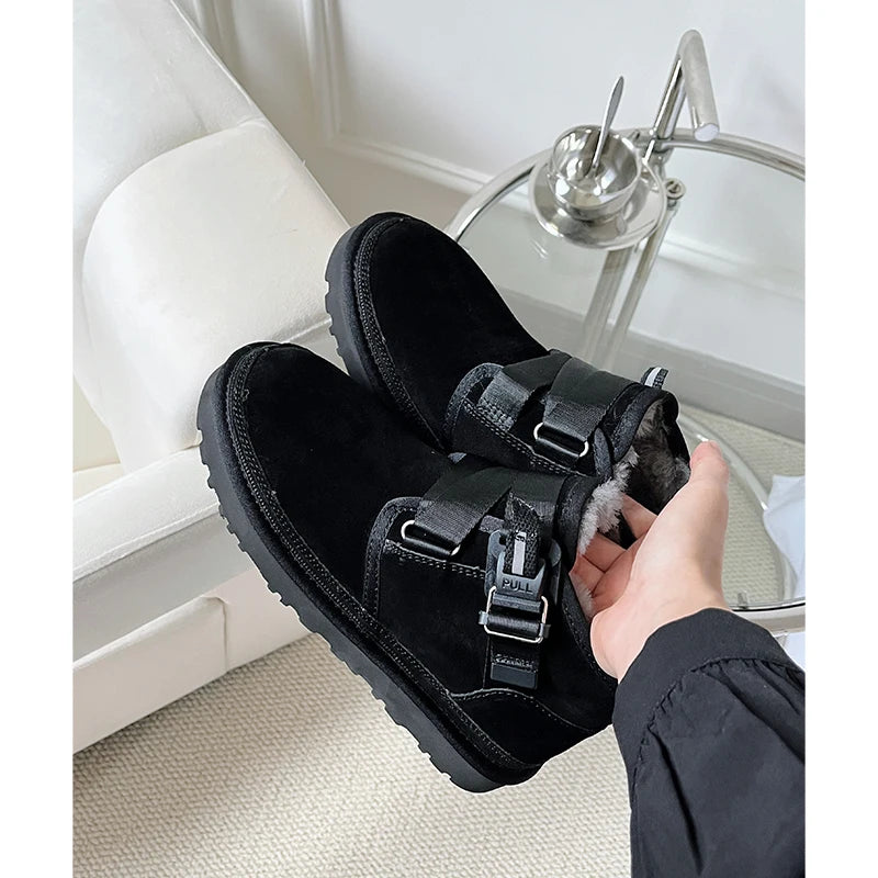 2026 Winter New Style Wang Yibo Same Top Leather Outdoor Warm Men's Boots Fashion Versatile Short Tube Men's Snow Boots
