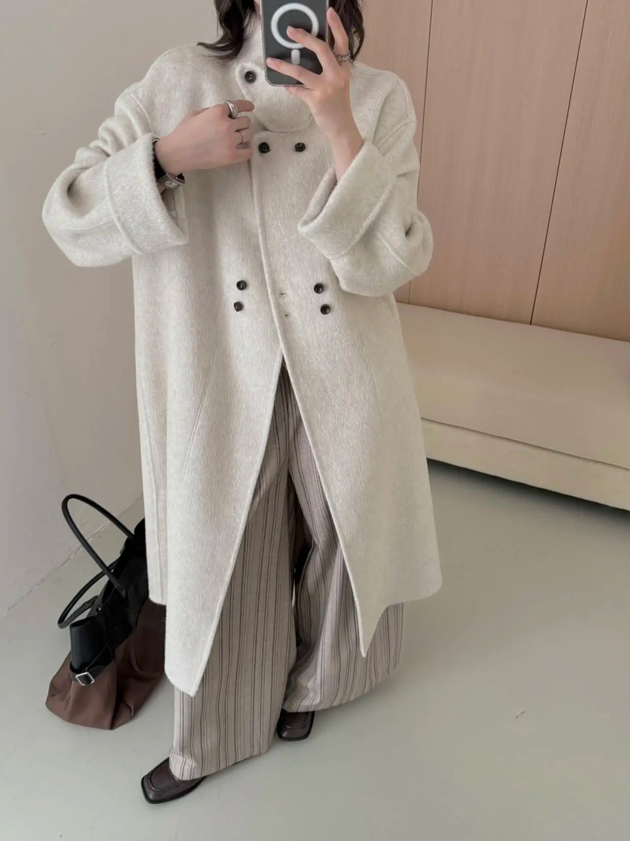Ladies' 100% wool coat, high-end slimming stand up collar, double breasted loose long woolen coat, autumn and winter bestseller