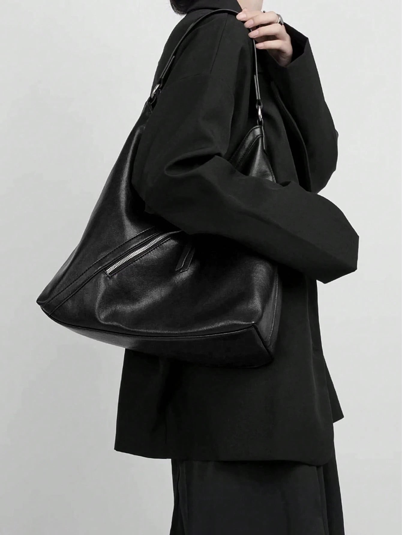 Classic Women's Large Black Shoulder Bag Fashionable High Quality Crossbody Bag Casual Soft Leather Handbag Lazy Retro Tote Bag