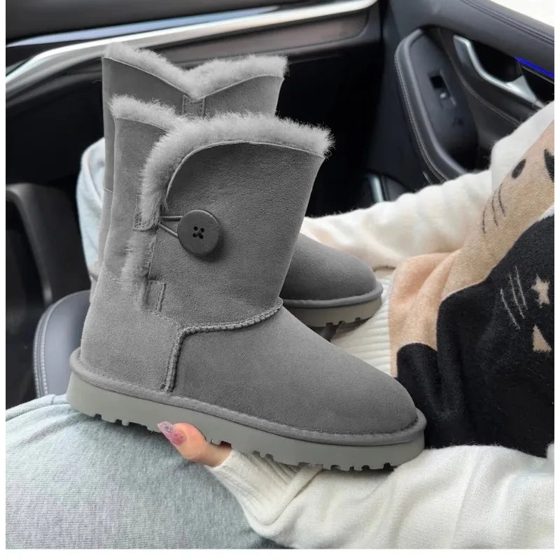 A Pair of Pure Sheepskin and Wool Winter Snow Boots for Women, Warm and Comfortable. Simple and Fashionable Women's Shoes