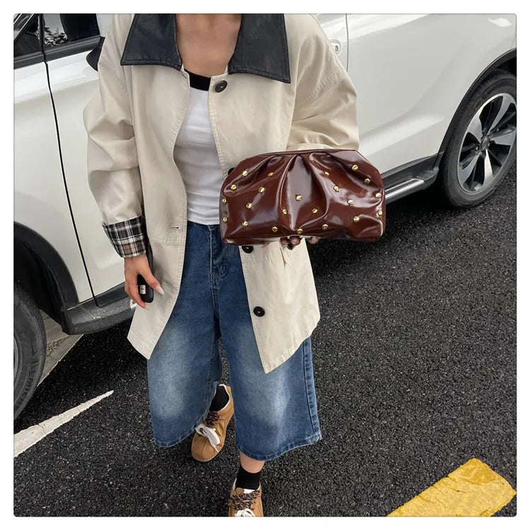Simple Versatile Clip Evening Handbags for Women Solid Color Rivet Pleated Design Ladies Clutch Female Soft Pu Leather Purse