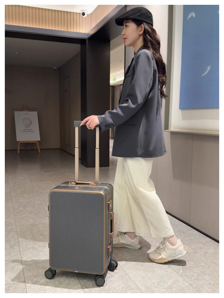 Sturdy Aluminium Frame Suitcase 28 inch Large Size Drop-resistant Trolley Case Business Suitcase 20 inch Boarding Box TSA lock