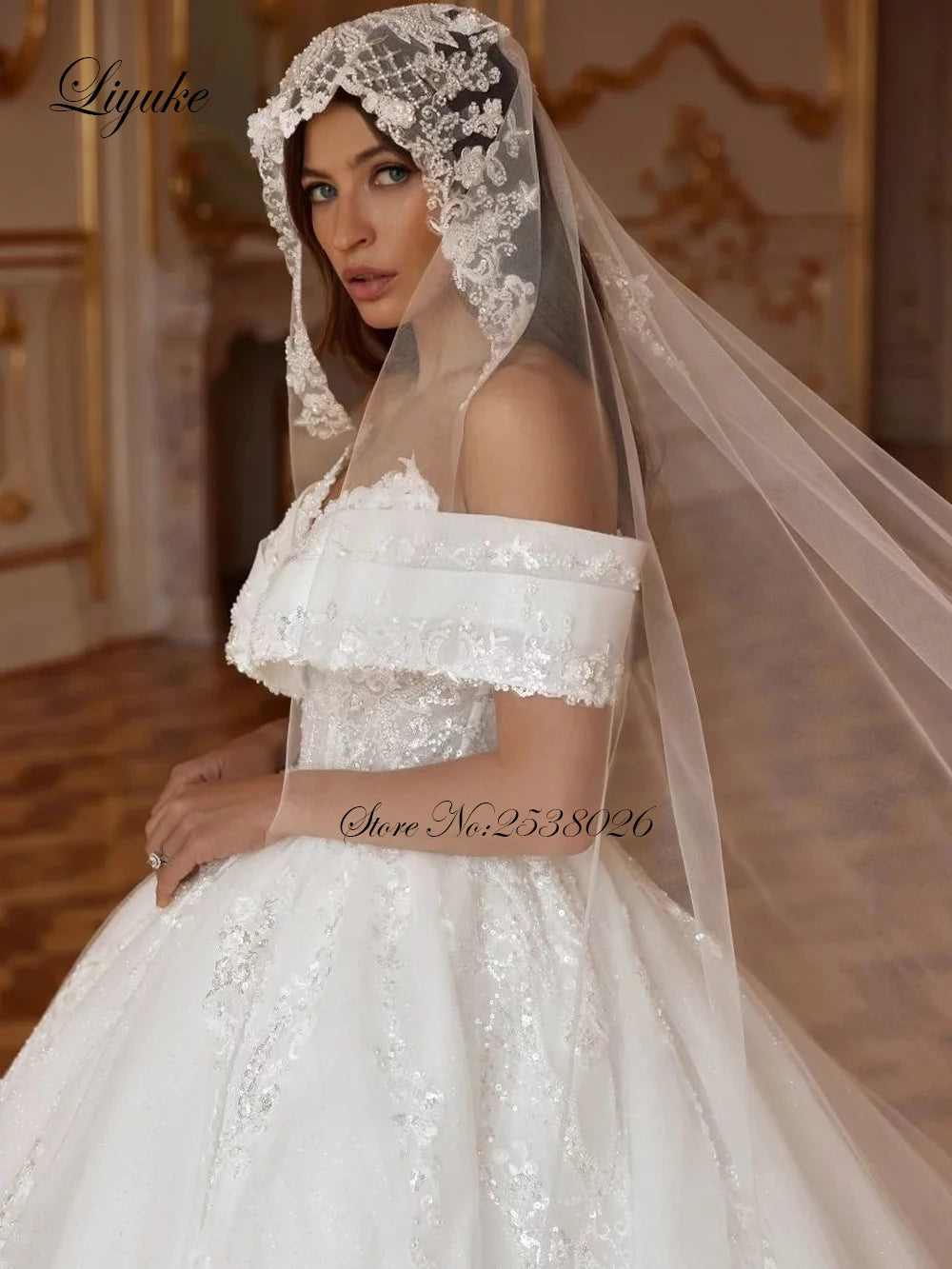 Liyuke Customize Made Luxury Off Shoulder Sleeves Ball Gown Princess Wedding Dress Stunning Appliques Lace Bridal Gowns Vestido