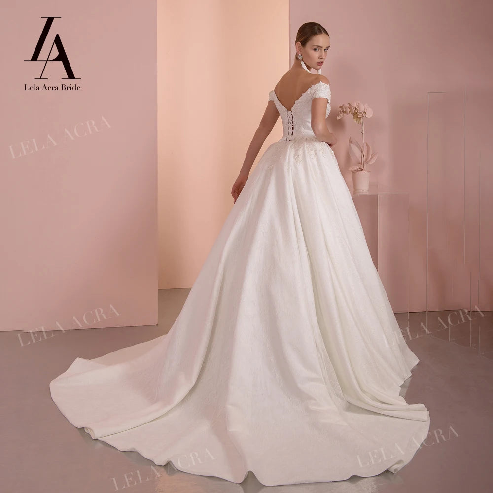 LelaAcra Luxury Sleeveless Wedding Dress Off Shoulder Beaded Appliques A-Line Princess Bride Gown SY04 Custom Vestido de Noiva