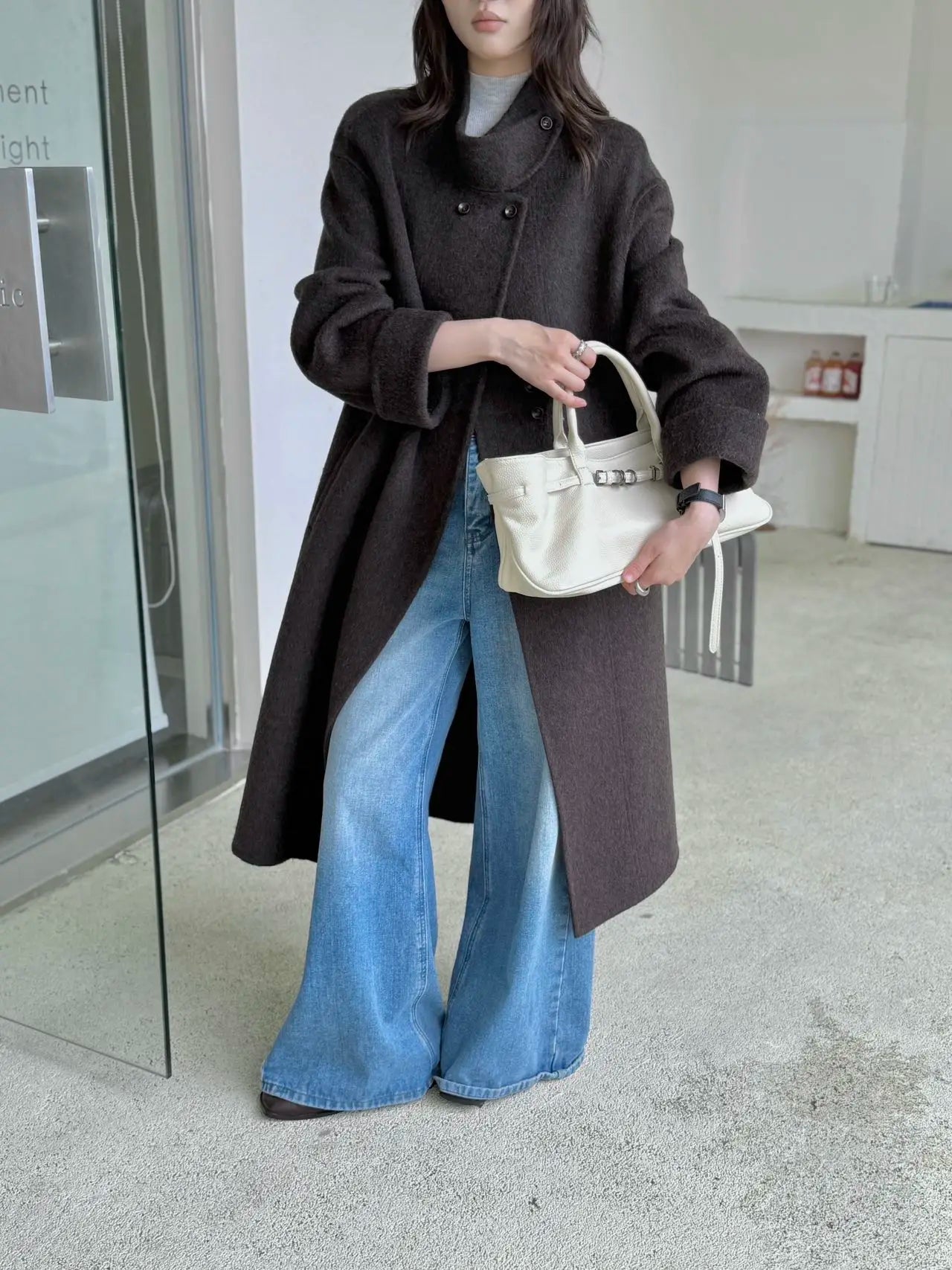 Ladies' 100% wool coat, high-end slimming stand up collar, double breasted loose long woolen coat, autumn and winter bestseller