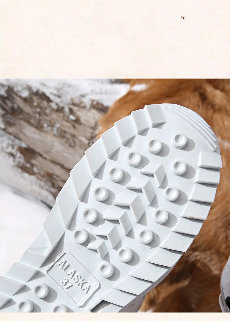 Autumn and Winter Cold-Proof Snow Boots for Men and Women, New Style, Fleece-Lined, Thickened, Non-Slip Cotton Shoes, Waterproof
