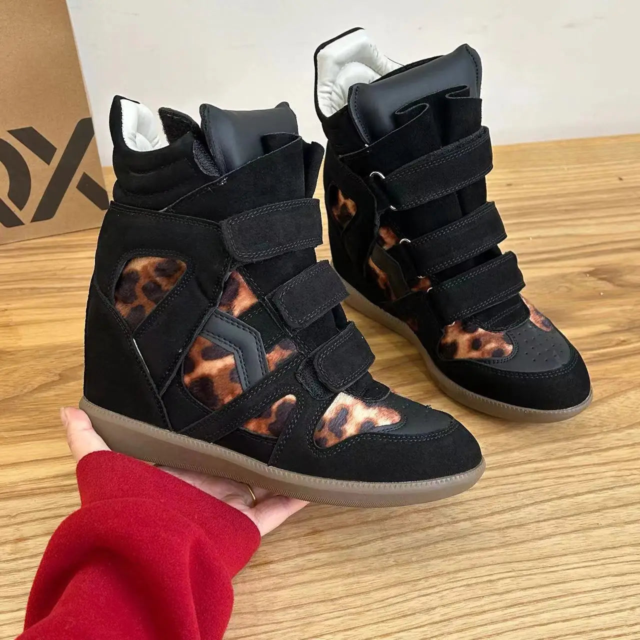 High Top Women's Sneakers New 2026 Autumn Winter Ankle Boots Thick Bottom Leather Casual Shoes Wedge Heels Hook&Loop Sport Shoes