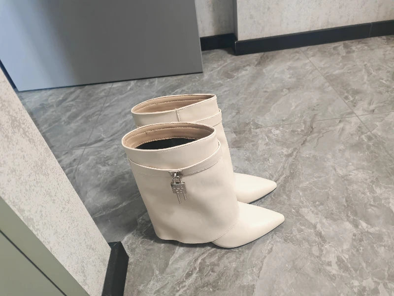 Brand Designer High Top Boots 2026 New Outdoor Office Comfortable Slip-on Women's Knee-high Boots Casual Gothic Motorcycle Boot