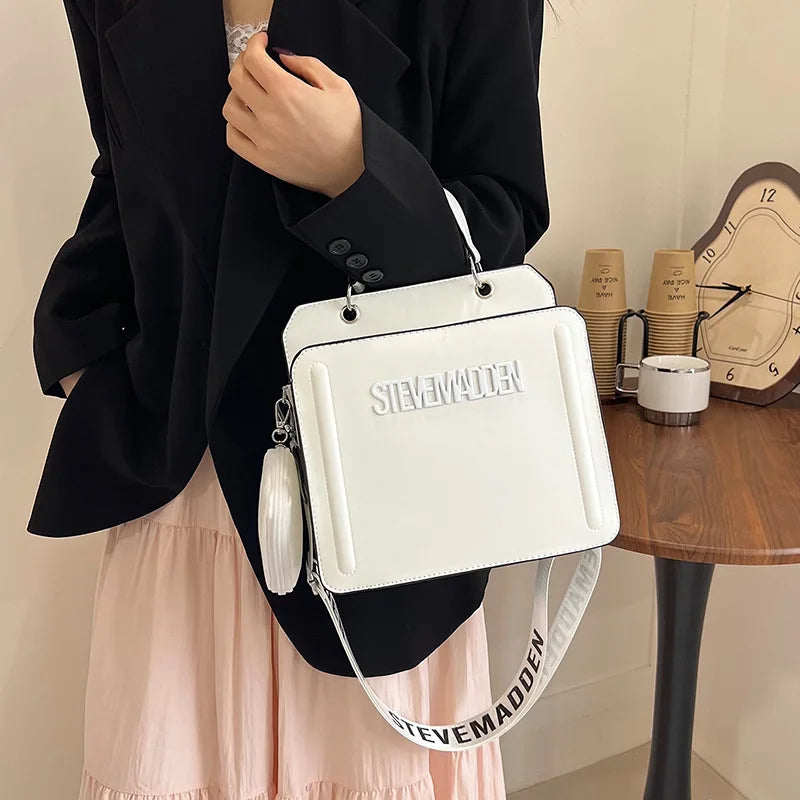 Trendy Commuter Women's Shoulder Bag Fashionable Letter Print Simple Urban Style PU Material Medium Size Zipper Opening Cross...