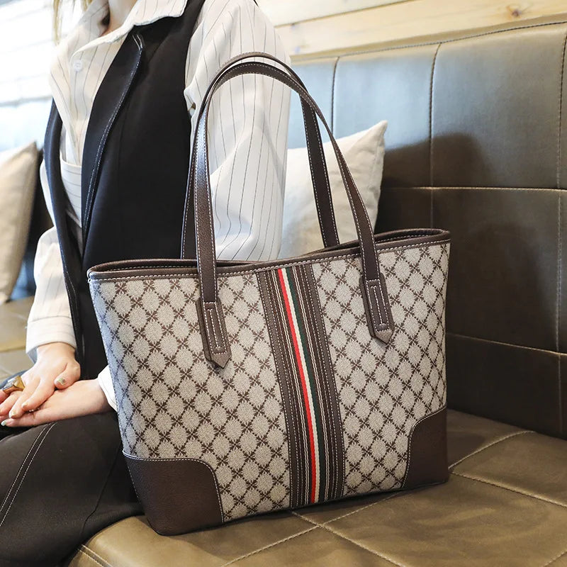 New Fashion Women's Tote Bag Trend Brand Retro Printed Shoulder Bag Large Capacity Elegant Commuter Bag Designer Luxury Handbag