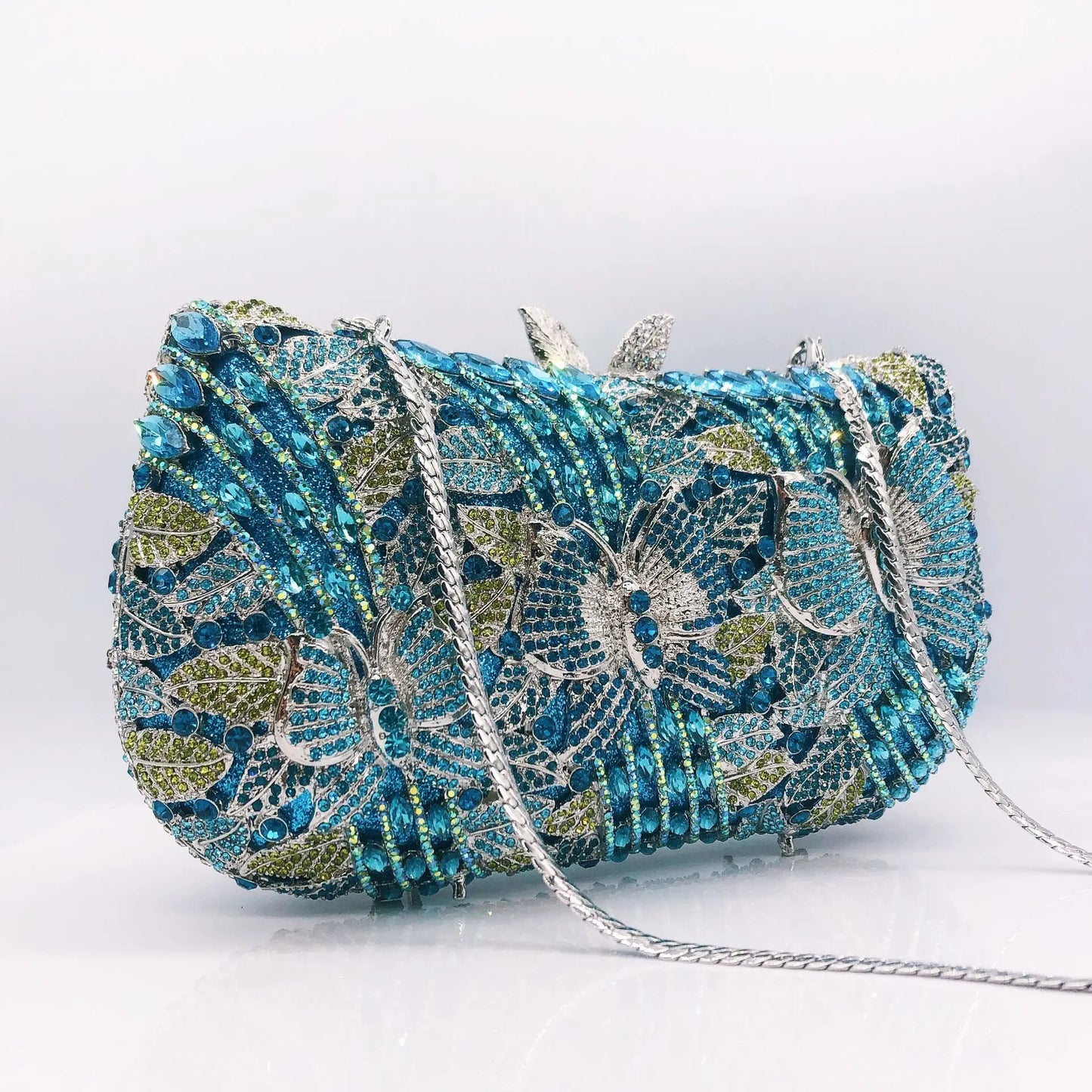 Hollow Out Women Evening Bag Gold Crystal Banquet Handbag Luxury Diamond Clutch Purse Wedding Bride Bags Elegant Dinner Bag