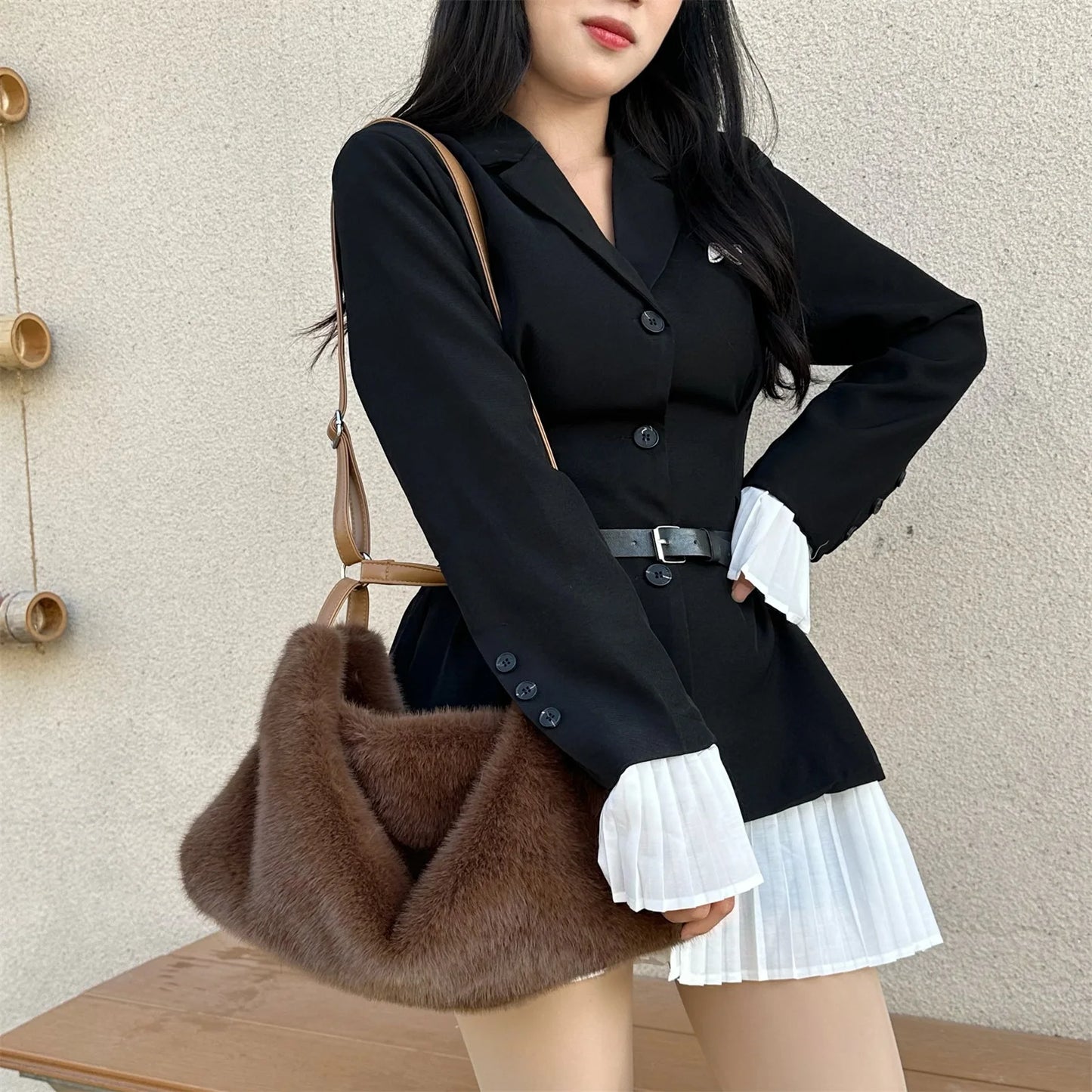 Women's Plush Crossbody Bag Single Shoulder Handbag Large Capacity Casual Autumn Winter Fur Bag Fashionable All-Match Bag