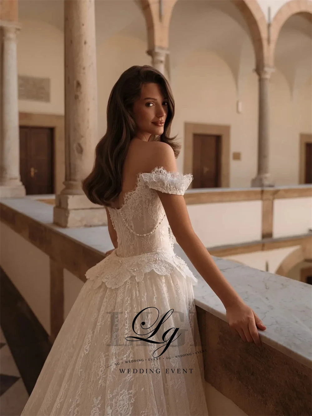 LIGI Luxury Off The Shoulder Lace Pearl Chain Mermaid Wedding Dress Customized Exquisite Beading Detachable Train Bridal Gown  ﻿