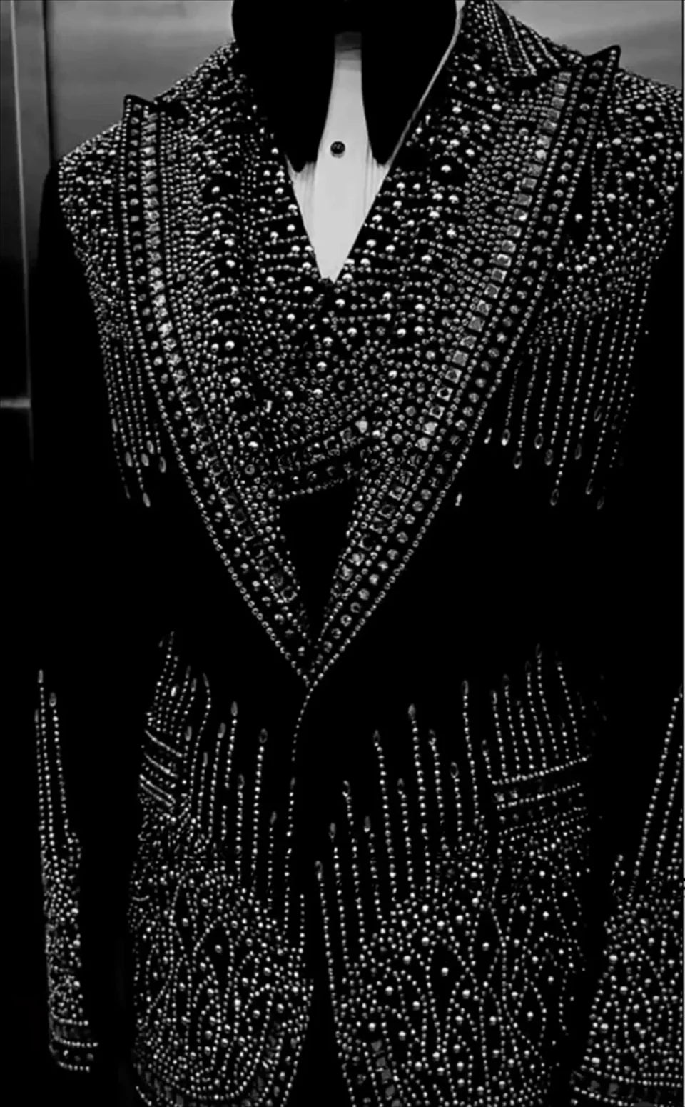 Gorgeous Crystal Bead Handsome Men Suits 3 Pcs Sets Customzied Slim Fit Peak Lapel Groom Wedding Tuxedos Prom trajes para hombre
