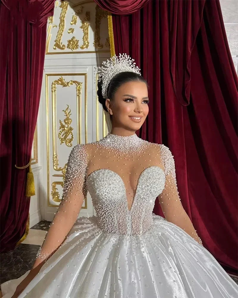 Luxury Sweetheart Princess Wedding Dress Customized Long Sleeve High Collar Pearl Bridal Ball Dress Church Wedding Dress