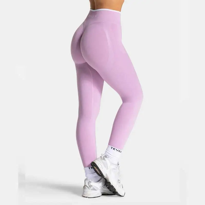 TEVEO Women's Seamless Gym Solid Sports Ignite Short White Waist Tight High Waist Hip Lifting Yoga Pants Running Sports Shorts