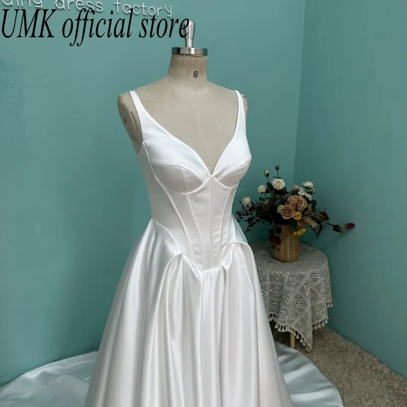 UMK Luxury Satin A Line Wedding Dress Sexy V Neck Sleeveless Spaghetti Straps Modern Bridal Dresses customized
