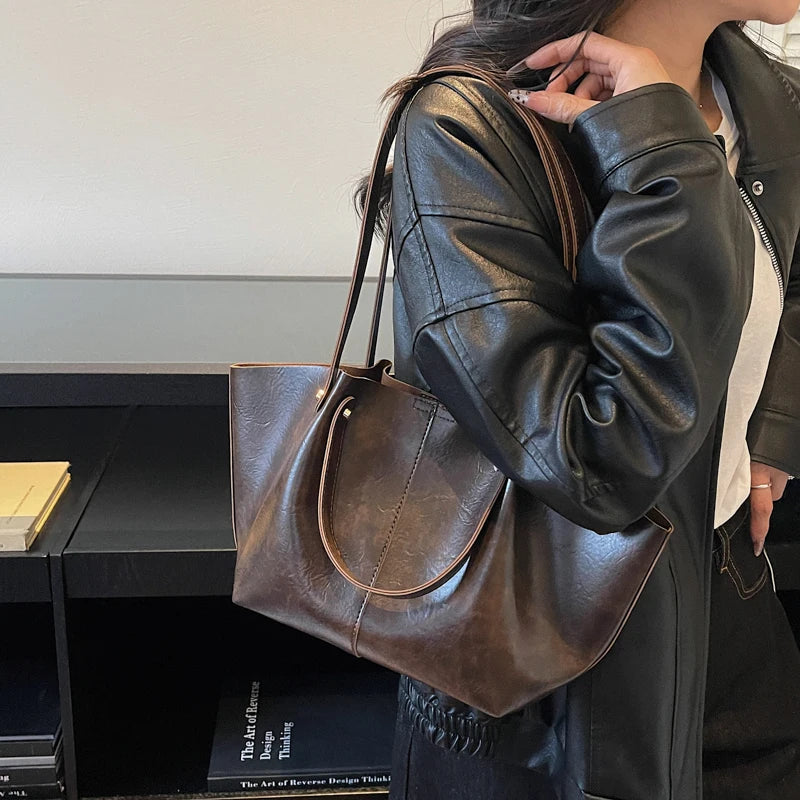 Transformable Shoulder Tote Bags For Women 2025 Latest Luxury Designer Handbags Soft PU Leather Large Capacity Shopper Tote Bag