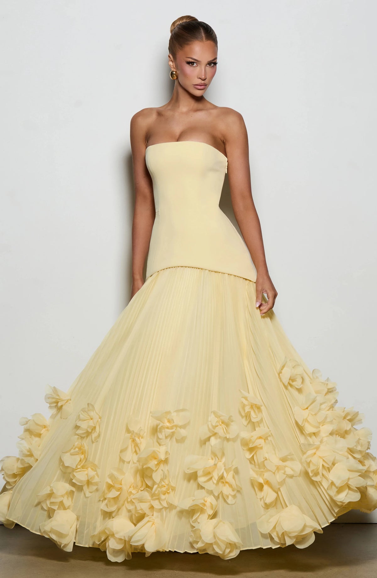 Sexy Lemon Strapless Corset Maxi Gown Sleeveless Corset Pleated Chiffon 3d Floral Hem Flowy Skirt Formal Evening Party Wear