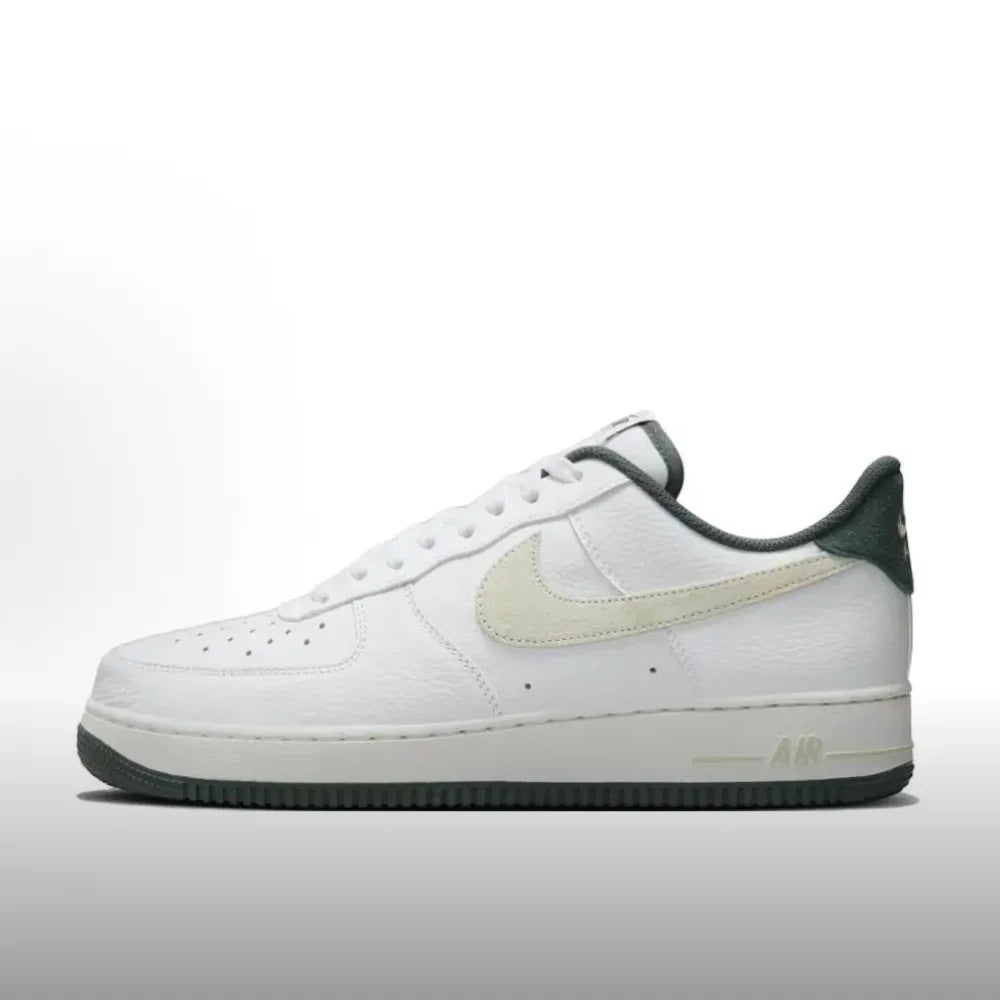 Nike Air Force 1 '07 Unisex Sneakers Iconic Cushioned Comfort Classic Low-Top Casual Wear HQ3905-500